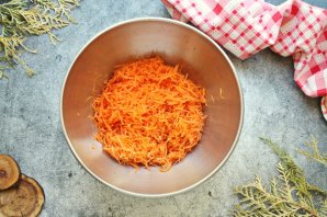 Морковный кекс с творожным сыром