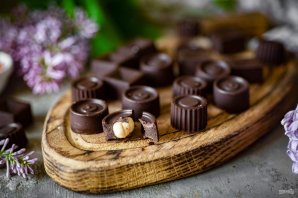 Шоколадные конфеты с фундуком